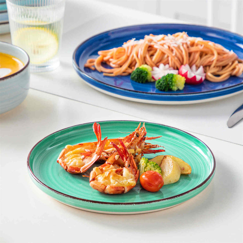 Bonita Lipped-Edge 18 Piece Dinnerware Set - Image 6