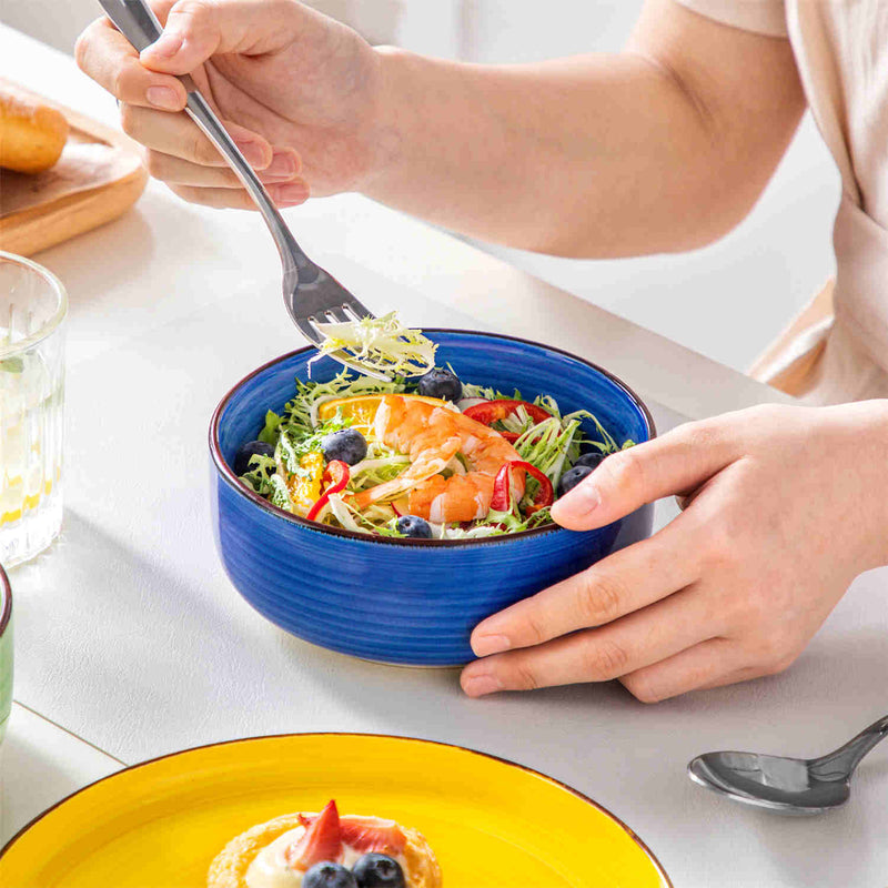 Bonita Lipped-Edge 18 Piece Dinnerware Set - Image 13