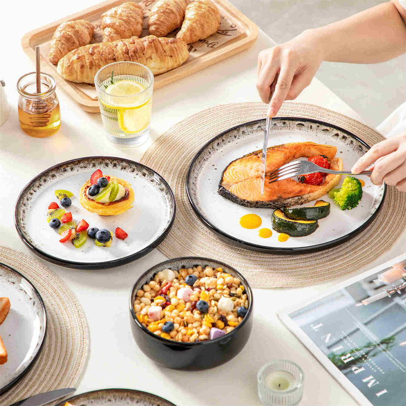 Playa 18 Piece Glossy Dinnerware Set - Image 15