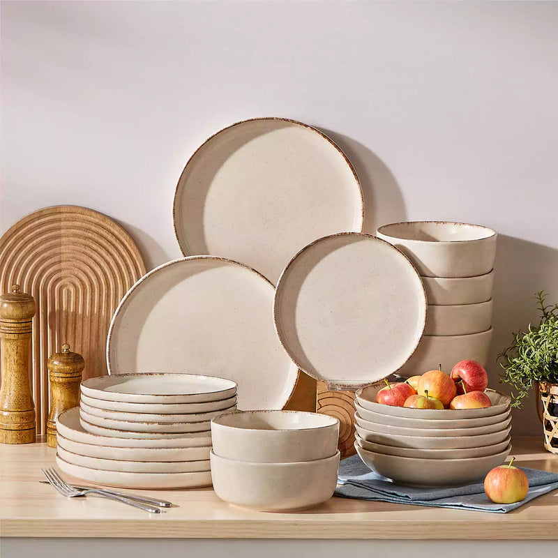 Plays 24 Piece Dinnerware Set - Image 9