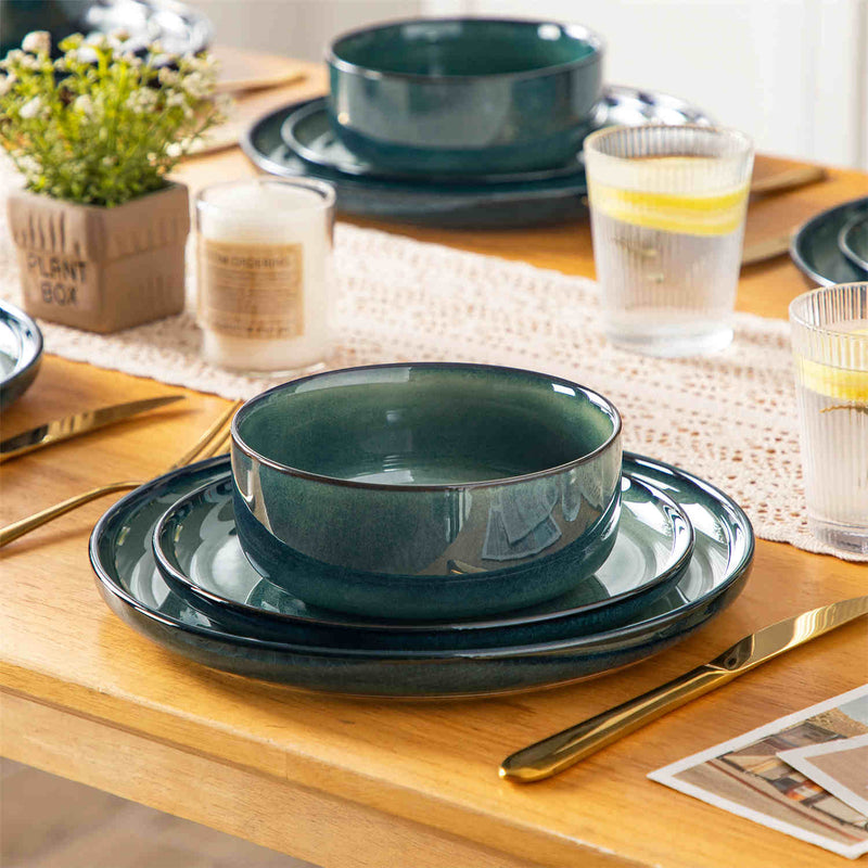 Starry Lipped-Edge 18 Piece Dinnerware Set - Image 11