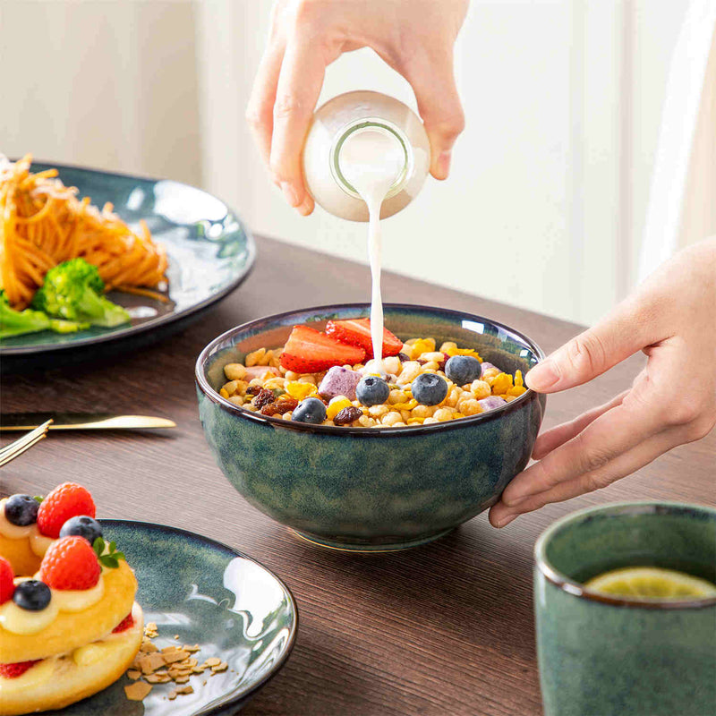 Starry 16 Piece Dinnerware Set - Image 11