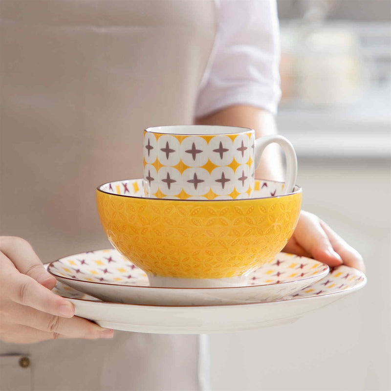 Tulip 16 Piece Dinnerware Set - Image 4